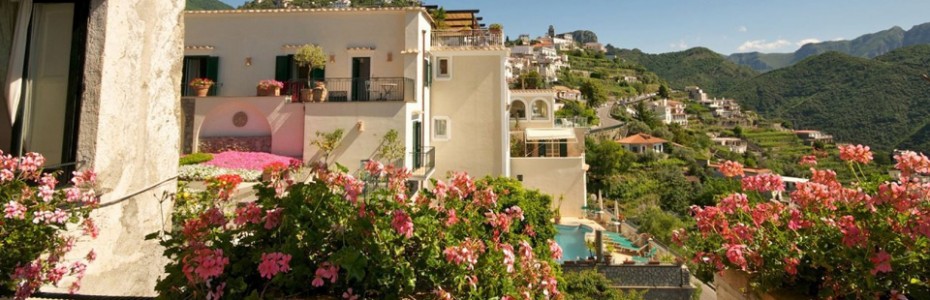 This is default featured slide 3 title